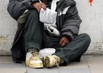 San Pedro: arrojaron alcohol y prendieron fuego a un hombre en situación de calle