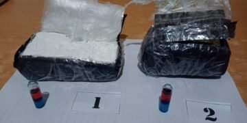 Detectan ladrillos con cocaína en el baño de un ómnibus