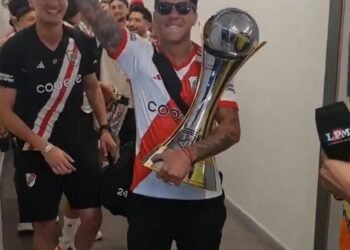 Enzo Pérez le dijo adiós a River entre llanto y festejos