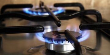 Distribuidoras de gas le pidieron al Gobierno un aumento mínimo de 350% para las boletas en febrero
