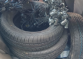 La policía secuestró 12 neumáticos sin aval legal