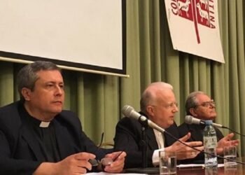 La Iglesia confirmó que el Estado dejó de pagar los sueldos de los obispos