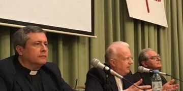 La Iglesia confirmó que el Estado dejó de pagar los sueldos de los obispos