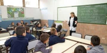 ADP pide que el gobierno salteño se haga cargo de pagar el incentivo docente