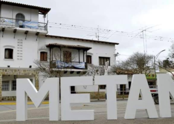 Metán: Detuvieron e imputaron a la mamá que abandonó a su bebé en la plaza