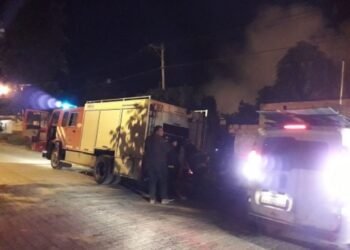 Lo imputaron por incendiar la casa de su madre