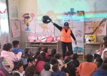 Charla de Educación Vial para alumnos de tercer grado de la Escuela Pizarro