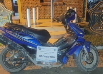 Recuperaron una moto robada y detuvieron a una mujer con pedido de captura