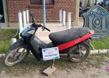 La policía recuperó una moto robada