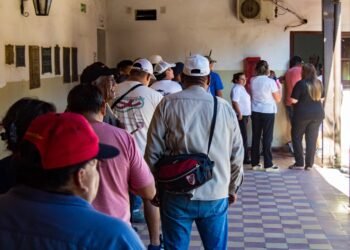 Municipales cobran la Bonificación No Remunerativa