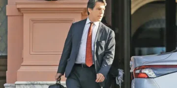 Milei echó a Posse y Guillermo Franco es el nuevo Jefe de Gabinete