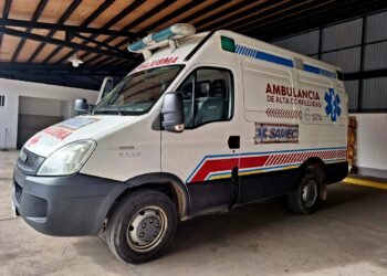 SAMEC ORÁN: Con una sola ambulancia y la bomba de agua quemada hace 5 meses