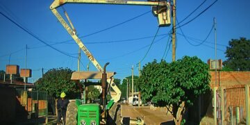 Hipólito Yrigoyen: Trabajos de mejoramiento en el B° 83 Viviendas