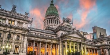 Los diputados nacionales se aprobaron un aumento en sus dietas del 80%