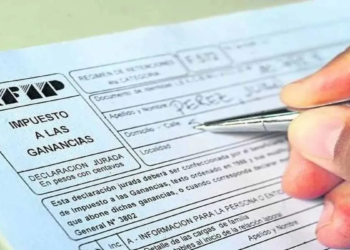 800.000 trabajadores volverán a pagar ganancias