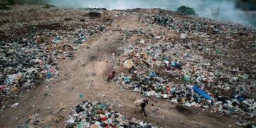 Dormía en el basural y fue aplastado por un camión recolector
