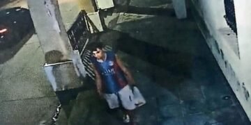 Denuncian el robo de farolas en la Municipalidad