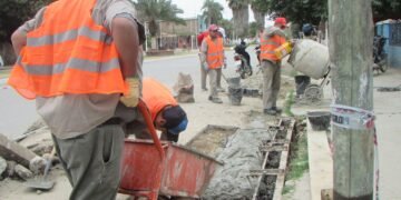 Hipólito Yrigoyen: Trabajo de bacheo sobre Avenida Güemes