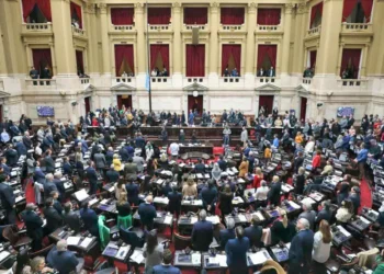 Presupuesto 2025: El Gobierno prevé el dólar oficial a $1.016 y una inflación de 130% para fin de año