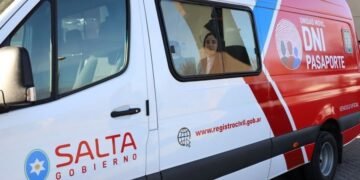 Desde hoy atiende el móvil del Registro Civil en Plaza Pizarro