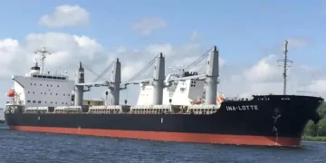 Viruela del mono: Aislaron a un barco que navegaba por el río Paraná por un posible contagio