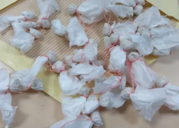 Pareja fue imputada por tenencia de droga para la venta