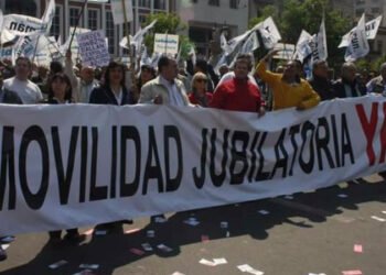 Javier Milei anunció que vetará la nueva ley de movilidad jubilatoria que aprobó el Congreso