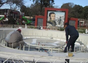 Hipólito Yrigoyen: Refaccionan la Plaza Independencia