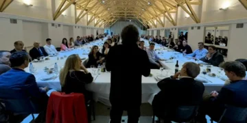 Milei agasajó a los diputados “héroes”