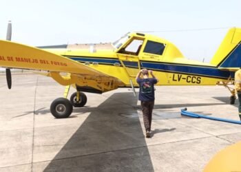 Sumaron un avión hidrante para sofocar los incendios forestales en Aguaray