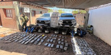 Imputación y prisión preventiva por traficar 110 kilos de cocaína en las ruedas de dos camionetas