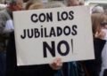 Jubilados marcharán mañana por las calles de Orán