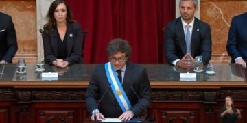 Milei presentó su primer presupuesto