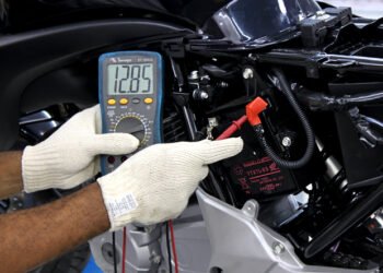 Seminario de mantenimiento de motos, parte eléctrica