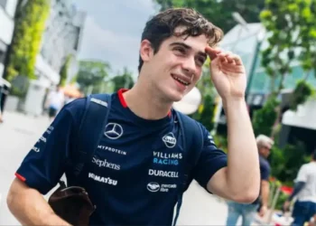 Franco Colapinto se ubicó undécimo en primera prueba libre de Singapur