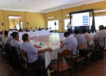 Presupuesto 2025: comienzan las reuniones del Ejecutivo, municipios y legisladores provinciales