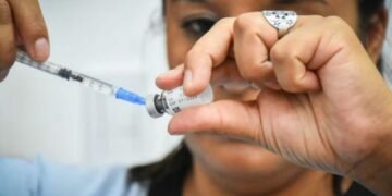 Desde el viernes estarán disponibles las vacunas contra el dengue en las zonas priorizadas