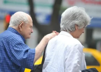 Jubilados: Confirman el bono para noviembre y el monto se mantendrá en $ 70.000