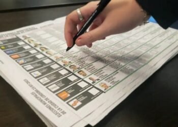 Promulgaron la ley de la Boleta Única Papel