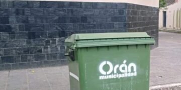 Continúa la colocación de contenedores en la ciudad