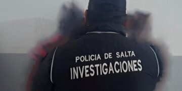 La Policía demoró a dos personas con pedido de captura