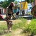 Hipólito Yrigoyen: Limpieza y desmalezado en espacios verdes