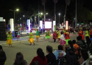 Hipólito Yrigoyen: Cerraron el mes de mamá