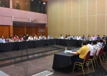 Paritarias: La próxima semana el Gobierno presentará una propuesta para cerrar el año