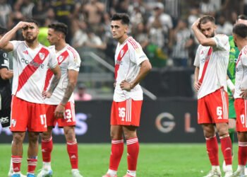 Mineiro goleó a River en Brasil