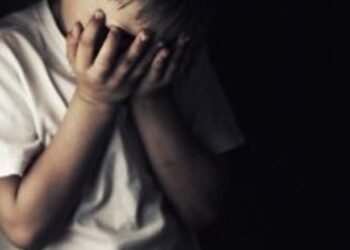 Mujer condenada por abuso sexual simple