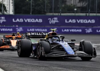 Franco Colapinto corre en Las Vegas