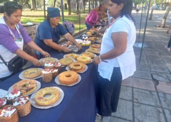 “Abrazo Dulce” en beneficio de la Escuela Mateo Ríos