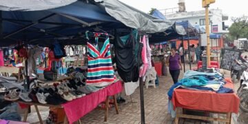 Vendedores fueron notificados que deben desalojar la Plaza de la Estación