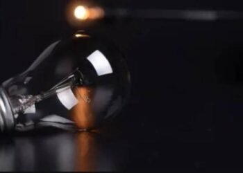 YA ES EL COLMO … Vecinos no tienen luz desde hace más de 9 horas